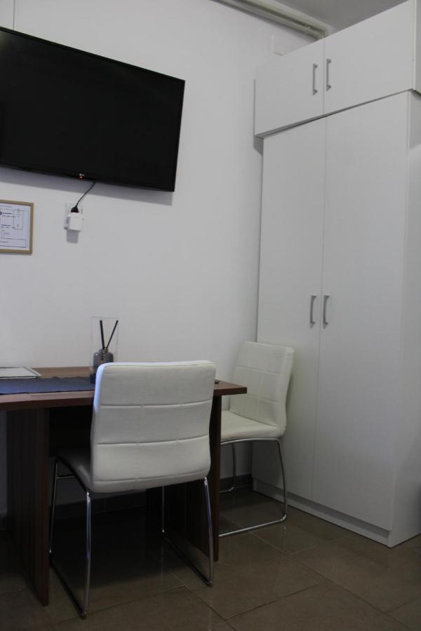 Studio Apartman Hinko Ðakovo المظهر الخارجي الصورة